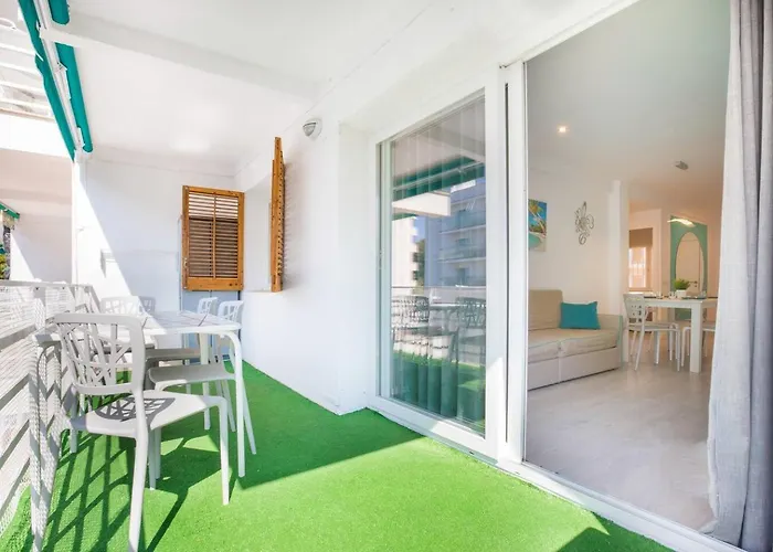Uhc Carlos V Appartement